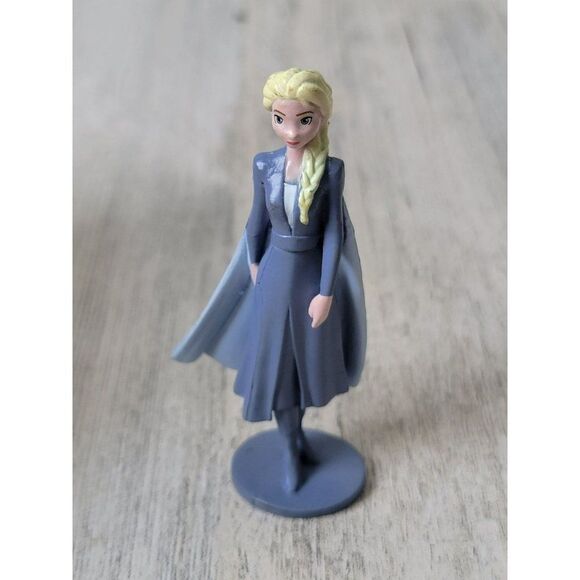 Disney Elsa Let It Go snow outfit princess toy figure - Picture 1 of 4